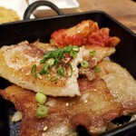 韓美膳 - 三元豚サムギョプサル。