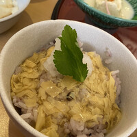 豆富料理と吟醸せいろ蒸し 八かく庵 大阪ステーションシティ店 - 