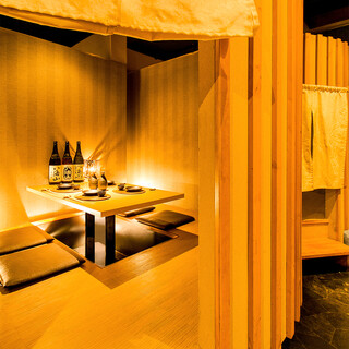 プライベートを守る扉付きの完全個室も充実！