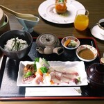 Baikingu Horu Furora - 海鮮丼セット