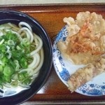 大善さぬき手打ちうどん - うどん大　竹輪天　海老かき揚