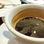 オステリア・アンジョウ - コーヒー（美しい黒色です）