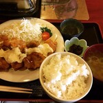 ホルモン焼　竹のこ - チキン南蛮定食　¥850-