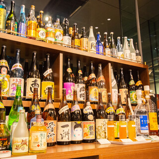 離島の希少なお酒が勢ぞろい！50種以上を取り扱い