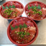 とろろ・海鮮料理 さんすい - 鮪の丼