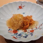 鮨 さかい - 噴火湾の毛ガニと羅臼のバフンウニ