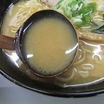 手打ちラーメン 麺工房 高砂 - 鶏白湯　醤油のスープ