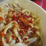 ラーメン二郎 - 粗挽き唐辛子投下～♪