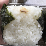 米屋の手づくりおにぎり 多司 - ツナマヨ