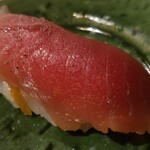 アル・ケッチァーノ - ◇「マクロのヅケとにんにくオイル」