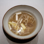 フルタ - ハタの唇の上湯スープ