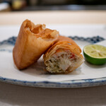 フルタ - 松葉蟹とホワイトアスパラの春巻き
