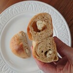 ナナパン - もちもちベーグル！にはちみつとクリームチーズ！おいし！