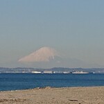 Oshokujidokoro Sazanami - 富津からはこんな富士山が見られるよ。