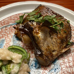 木山 - のど黒焼きコゴミとタラの芽の麹漬け添え