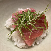 木山 - マグロ丼