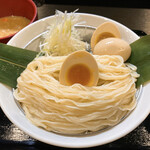 おいでやす通りにやってきた 宮田麺児 - 