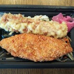 ディオ - 満福のり弁当(税抜)184円 ※開封後 (2020.04.03)