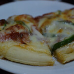 朝めし酒場 ナニコレ食堂 - ピザ