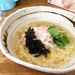 きくや - 舞い踊る あっさり煮干し中華そば