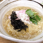 きくや - 舞い踊る あっさり煮干し中華そば