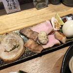 中華蕎麦 とみ田 - 「特製全部乗せトッピング」850円