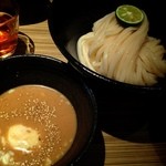 本町製麺所 本店 - 金胡麻つけ麺８５０円