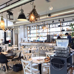  IN THE GREEN - 店内