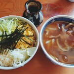やぶ屋 - 半冷たぬきそば+半カレーうどん