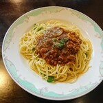 オリーブ - ミートソーススパゲティ