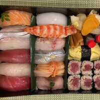 鮨 りんだ - 握り税込6000円