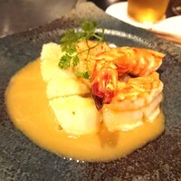 ステーキハウス 吉池 - 海老、イカ、帆立