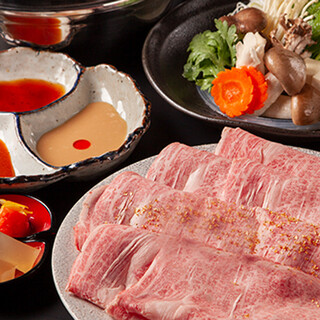 最大三時間飲み放題付き A5ランク黒毛和牛を味わう 選べるメイン すき焼きorしゃぶしゃぶ コース６ ９８０円 黒杉 大宮店 旧店名 個室 オステリア ボーノ ボーノ 大宮 居酒屋 食べログ