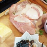 食事処はゃちゃん - シーザーハムサラダ　だし巻き卵　酢の物