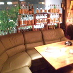 バー ハッチョー - ソファー席