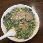 しゅうちゃんラーメン - ネギ増し？ネギ大盛り？と言うのかな(*^▽^*)