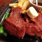 レストラン カタヤマ 東向島本店 - こんなに分厚いステーキなのに豆腐みたいな柔らかさ！