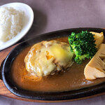 「チーズハンバーグ」（1,200円）いただきました。