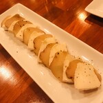 Shinodaya - いぶりがっこカマンベールチーズ