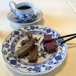 ラ・カシェット - ドリンクと小菓子