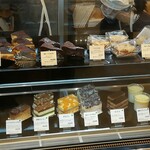 洋菓子舗 茂右衛門 - 