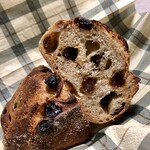 パンやきどころ RIKI - 愛媛県産いよかんとラムレーズン