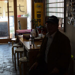 朝めし酒場 ナニコレ食堂 - 黒い影？ジャーニーさん？