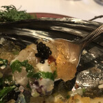 レストラン マノワ - Mene Verdure ９６８０円。ホワイトアスパラガスと平貝の冷製。全ての具材を一口で頬張ると、幸せが爆発する感じがします（╹◡╹）（╹◡╹）