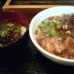 MARU龍 - ２０１２／３／２９黒と豚高菜丼