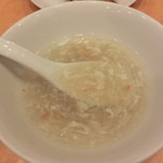 華龍飯店 - カニ肉入りフカヒレスープ