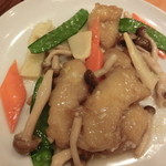 華龍飯店 - 白身魚の炒め