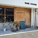 ベースコーヒー - お店外観