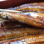 うなぎ亭 友栄 - 厚みが物凄い