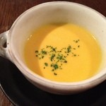 呆喰亭 信夫 - かぼちゃのポタージュ